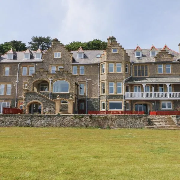 On the Straits, hotel a Menai Bridge
