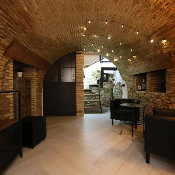 PETITE MAISON, hotel v destinaci Lanciano