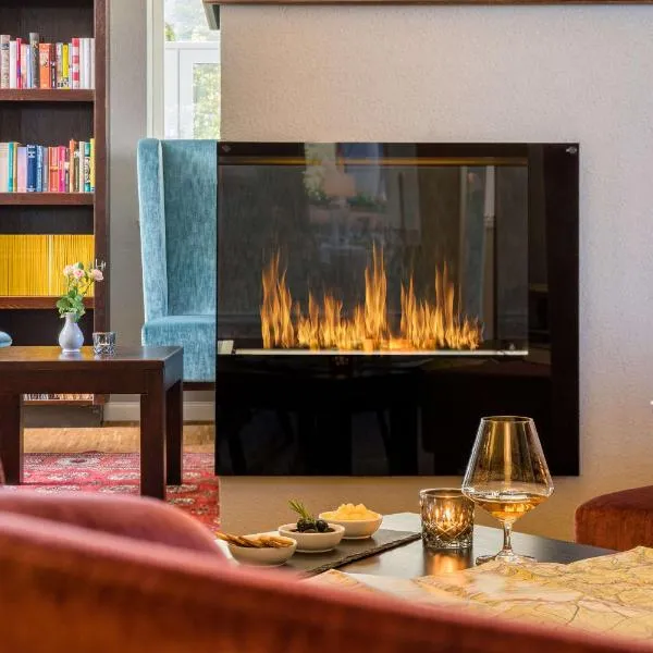 쿠로르트 고리슈에 위치한 호텔 Logis Hotel QUARTIER 5, Sächsische Schweiz, mit Restaurant, Café & Bar