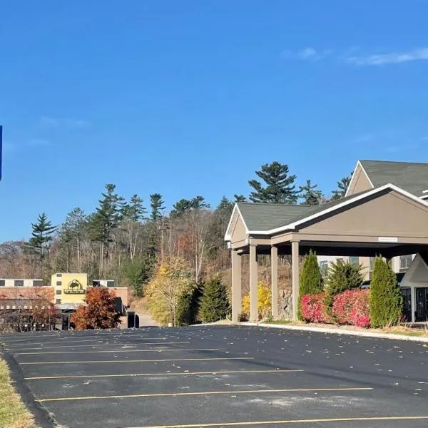 Holiday Inn Express & Suites Marquette by IHG, hotel di Marquette
