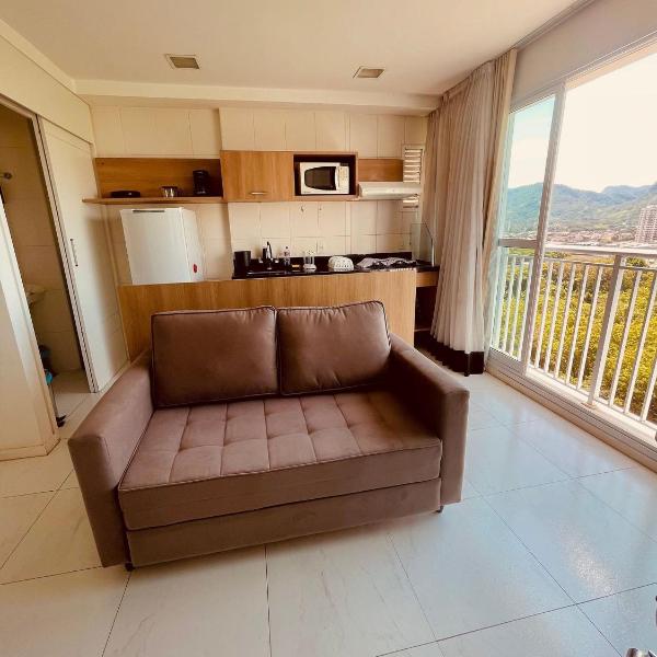 Flat TOP e PERFEITO inteiro na Barra da Tijuca com cozinha, lavanderia, GARAGEM e wi fi - Foto 5