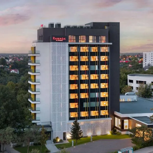 Ramada by Wyndham Slatina Parc, hotel in Slatina
