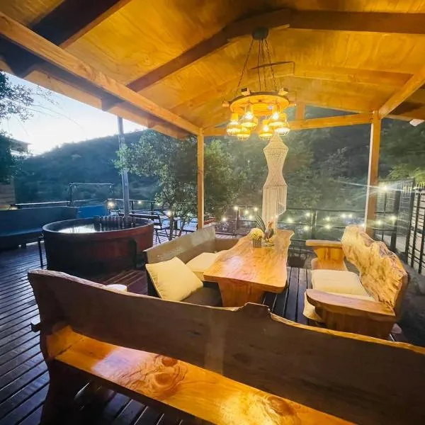 Los queñes Country House, hotel in Los Queñes