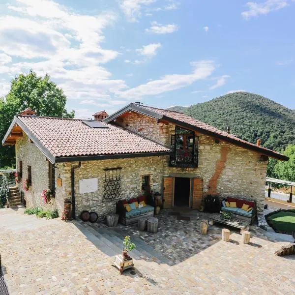 AGRITURISMO CA' FENILE、Alzano Lombardoのホテル