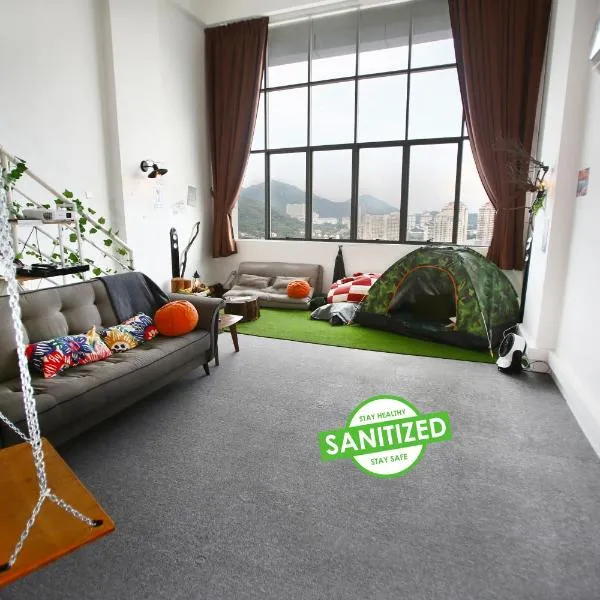 Private Forest Camp - Cinema, Hammock, Swing at CEO Penang, hotel in Bayan Lepas