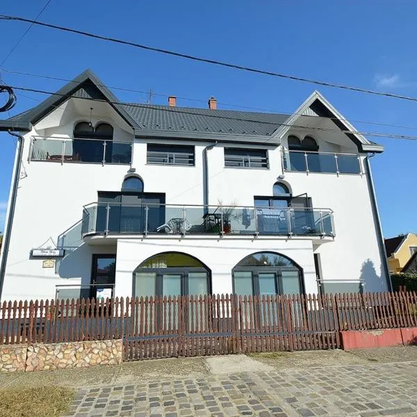 Nora Ház Hajdúszoboszló, hotel v destinaci Hajdúszoboszló