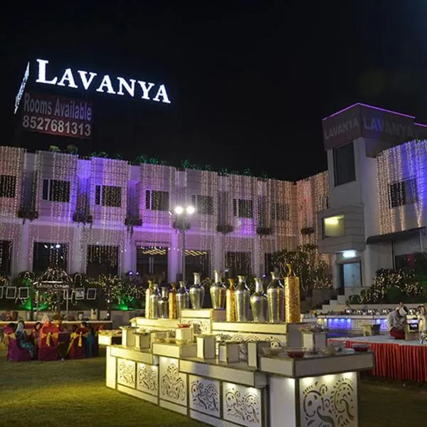 Lavanya Hotel- Near Alipur, Delhi, hótel í Sonīpat