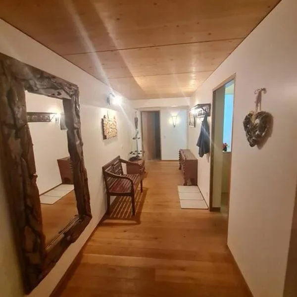 Großzügige Ferienwohnung am Skigebiet Bödele mit Rheintalblick, hotel v destinaci Dornbirn