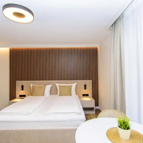 Hotel TwentyFour Living, hotel in Bad Urach