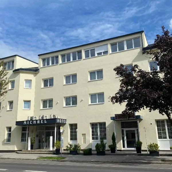 Hotel Michael, hotel in Bisamberg