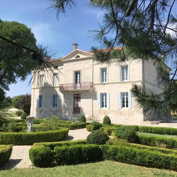 Les Croque-Notes, chambres et table d'hôtes, hotel en Saint-Thomas-de-Cônac