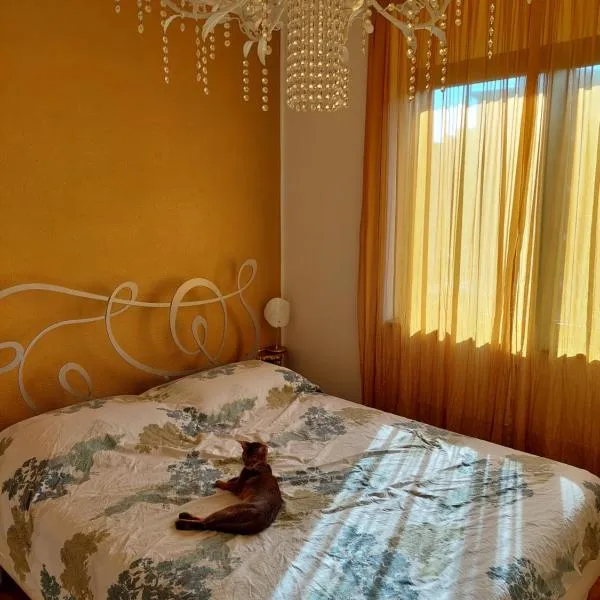 Da GianFi Lugano-Pregassona - Stanza privata - Adults Only, hotel v destinaci Lugano