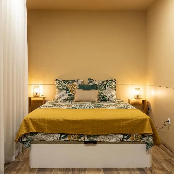 Dorigem Rooms, hotel in Casal de Loivos