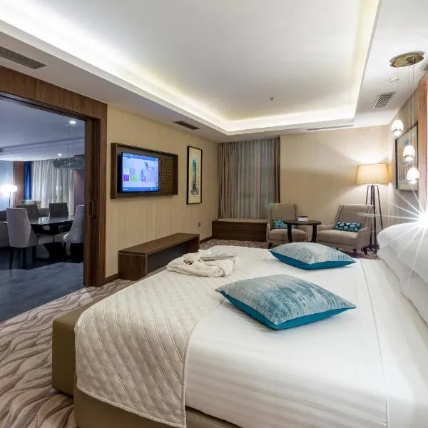 AZ Hotels Grand Oran, hotel a Aïn el Turk