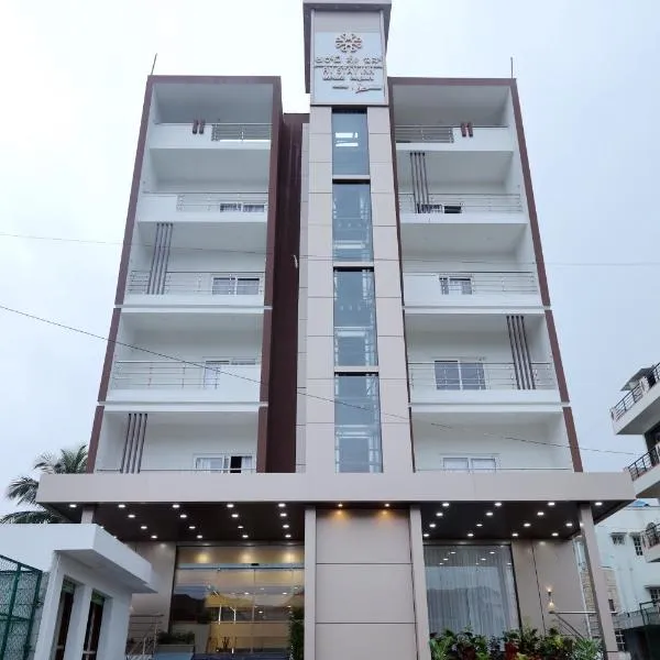 RV STAY INN, hotel in Yelahanka