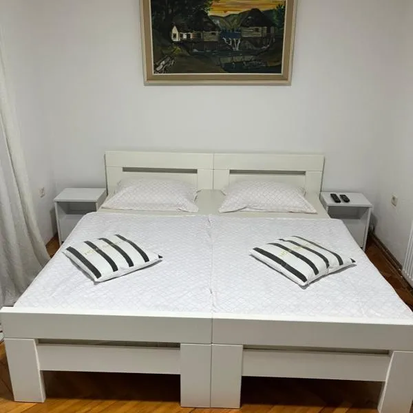 Apartman House Jasmina, hotel v destinaci Bihać