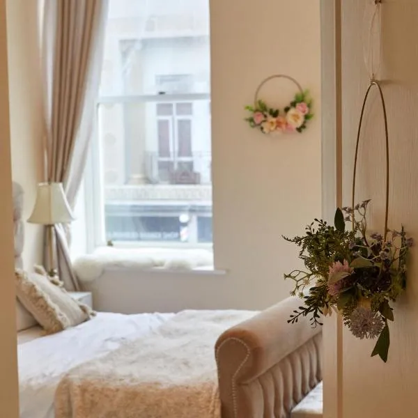 A *Spacious* 3 Bedroom Flat - Town Centre Berwick Upon Tweed, hotel in Berwick-Upon-Tweed
