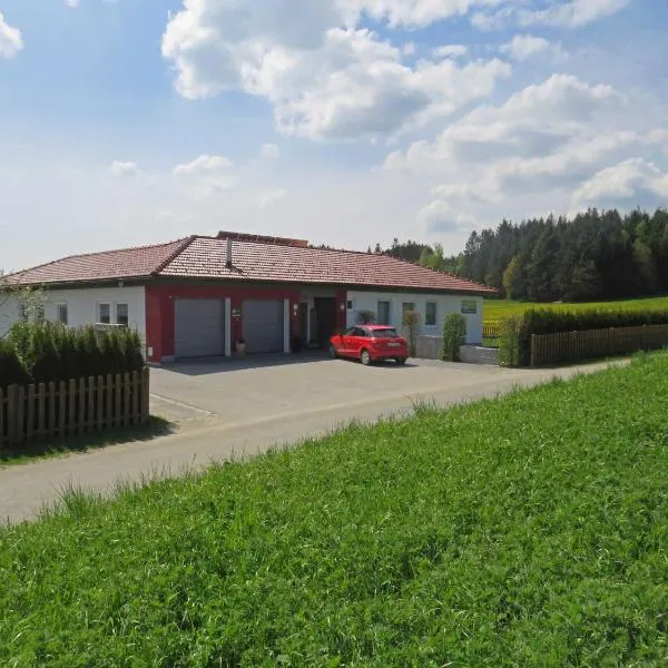 Traumferienhaus XXL Ortner, hotel in Wetzendorf