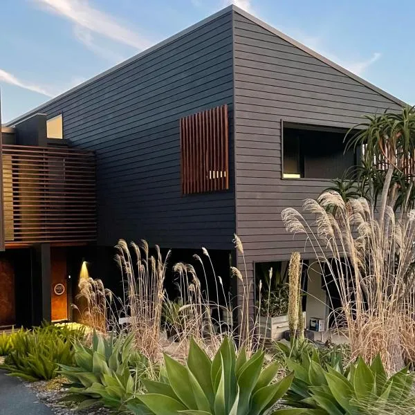 Hyams Beach House A - Brand new lux beach Oasis, hotell i Jervis Bay Village