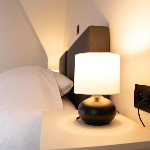 Hotel Swaenenburg, hotel a Oostrozebeke