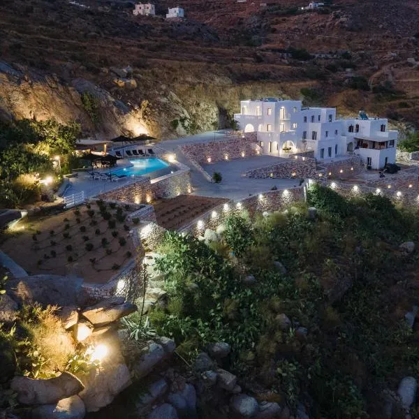 WOW Panoramic View Deluxe Villas、Agkidiaのホテル
