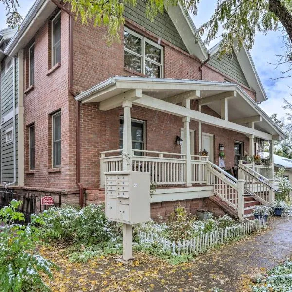 Cozy Central Glenwood Springs Condo with 2 Decks!, hotel in Glenwood Springs