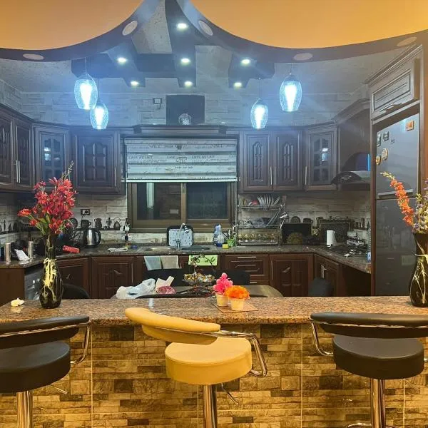 Beida Bedouin House, khách sạn ở Al Ḩayy