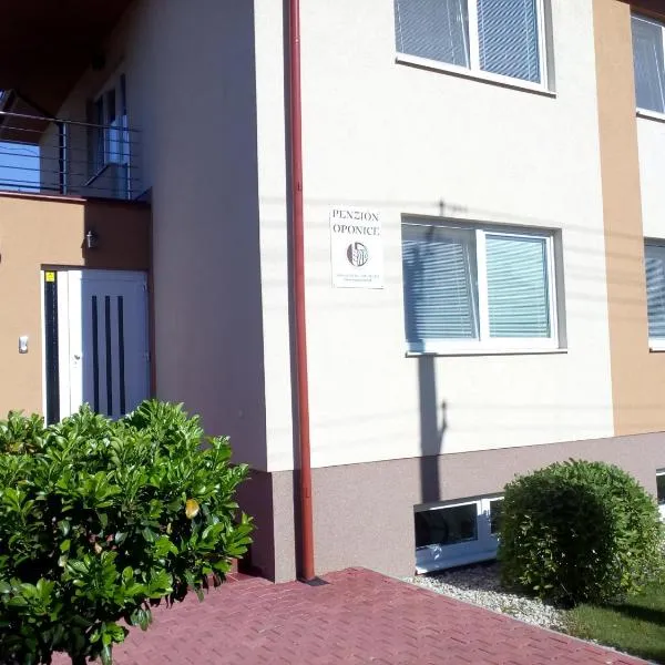 Penzión Oponice, hotel v destinaci Oponice