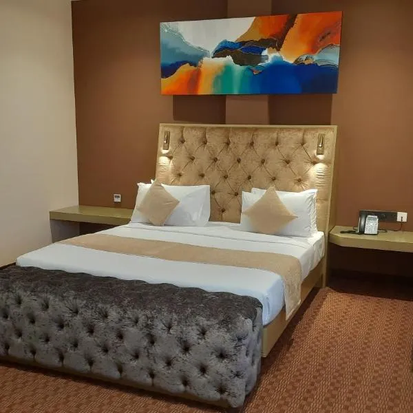 Viluxey City Hotel, hotel v destinaci Maharagama