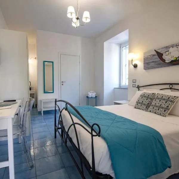 Sonnino B&B, hotell i Procida