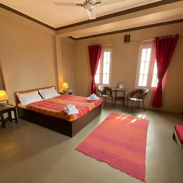 New Hotel Castle, hotel in Pokhara
