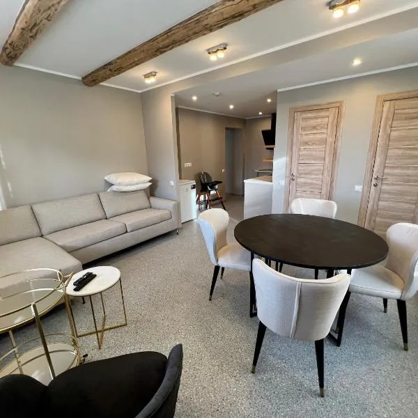 Apartments in Dobele city center - Pilsētas Māja, hotel v destinaci Dobele