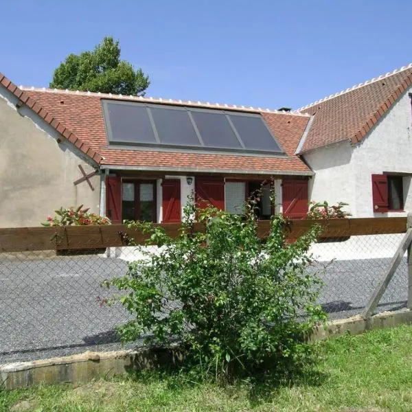 Gîte Dompierre-sur-Besbre, 4 pièces, 6 personnes - FR-1-489-51: Saint-Aubin-sur-Loire şehrinde bir otel