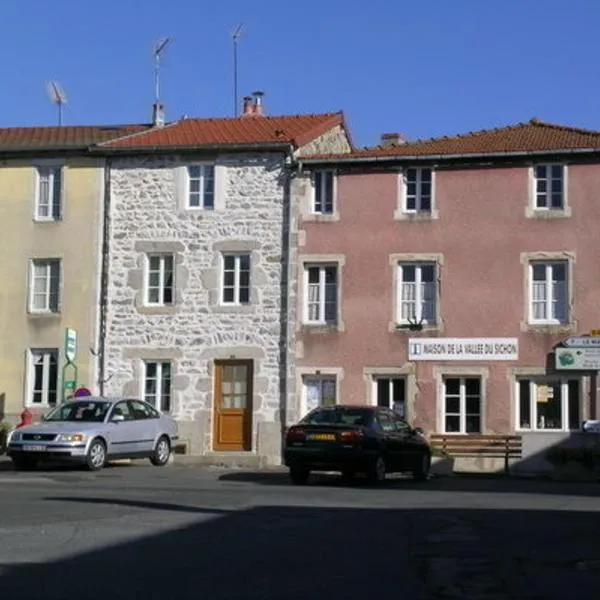 Maison en pierres rénovée avec patio, proche Vichy, 3 chambres, BBQ, TV, Wifi, animaux bienvenus. - FR-1-489-191, hotel v destinaci Ferrières-sur-Sichon