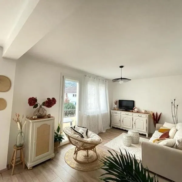 Superbe appartement avec salle de jeux, hotel v destinaci Vaux-lès-Saint-Claude