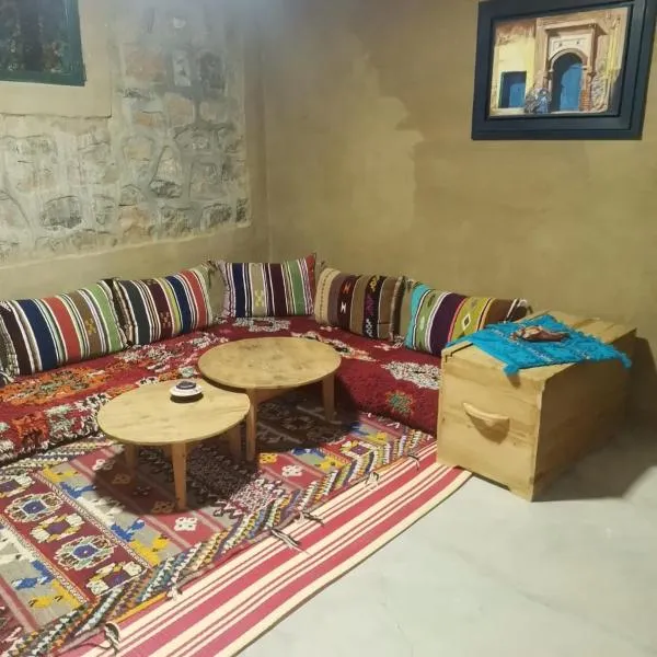 Gîte Mourik, hotel v destinaci Aghbala
