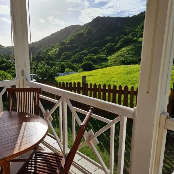Chez Gisèle et Philippe duplex, hotel v destinaci Terre-de-Haut