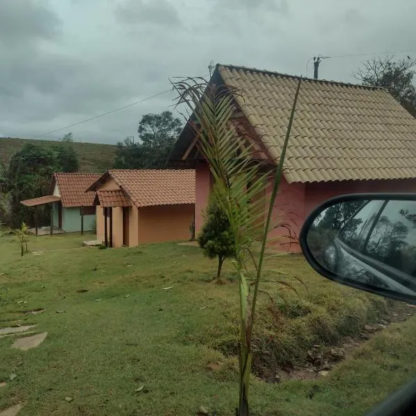 SITIO CAMINHO DAS PEDRAS - Suítes e Chalés, hotel v destinaci São Thomé das Letras