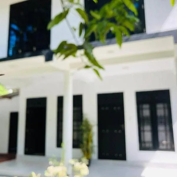 Sea Hub Resort Midigama, hotel v destinaci Midigama East
