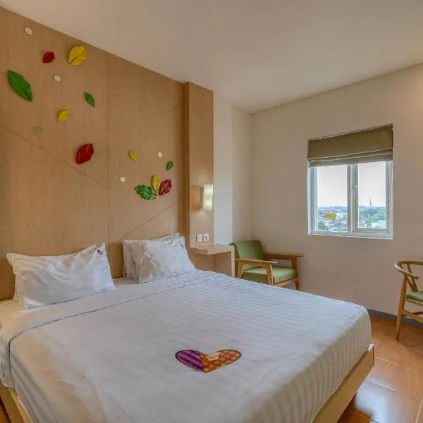 Ascent Hotel & Cafe Malang, hotel u gradu Malang