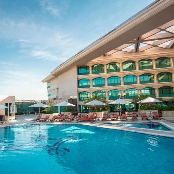 Mövenpick Grand Al Bustan, ξενοδοχείο στο Ντουμπάι