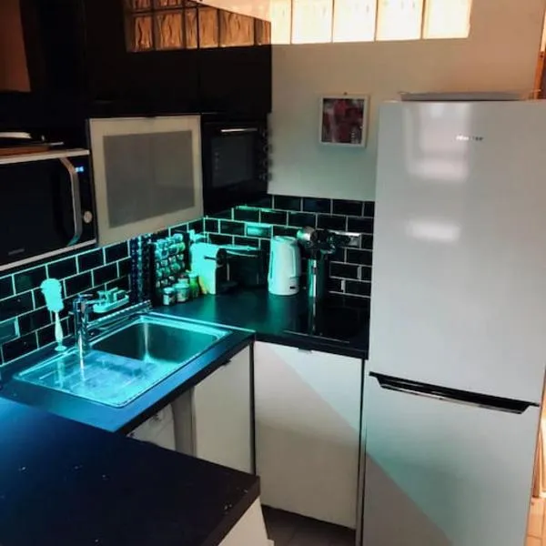 Beau studio de 25m², derrière les Champs Elysées