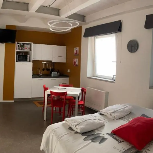 Appartamenti il borgo papavero, hotel v destinácii Busca