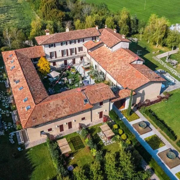 Atena Dolce Vita, hotel v destinaci Brescia