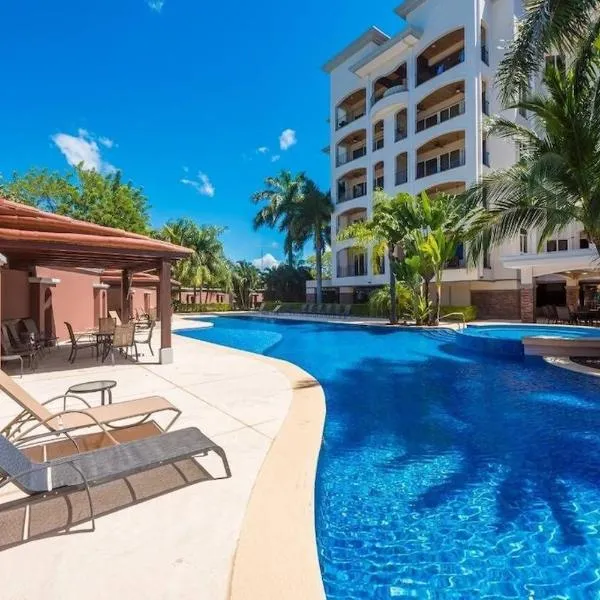 ✰Upscale 3Bdr condo✰ Incredible amenities ✰Fast wifi, hotel in Tamarindo