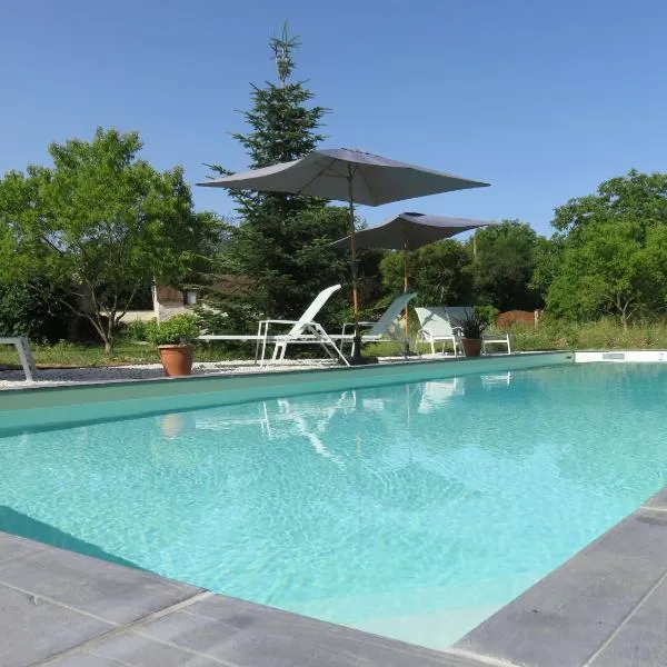 Chambres d'Hôtes L’Échappée Belle, hotel in Saint-Brisson-sur-Loire