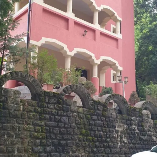 Casa Rosa, hotel v destinaci Băile Olăneşti