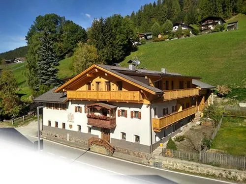 Rodahof, hotel v destinaci Sesto