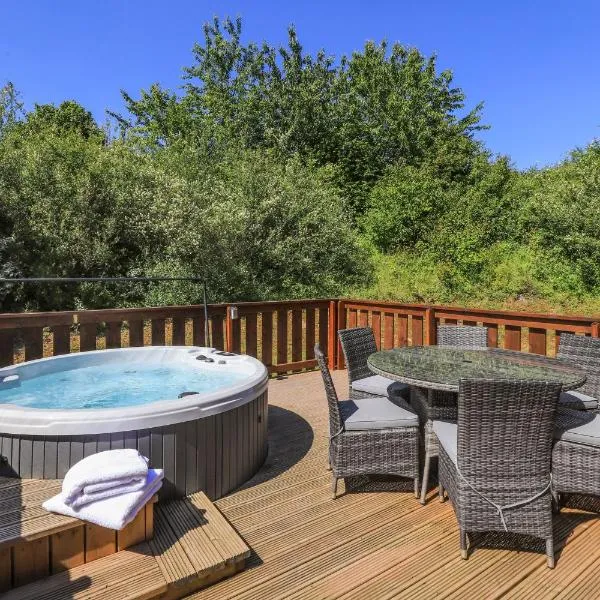 South Winchester Lodges, hotel in Winchester