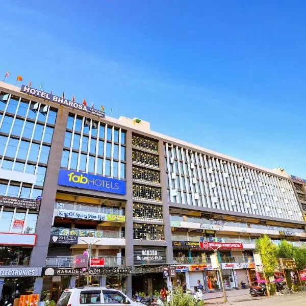 FabHotel Bharosa Inn, khách sạn ở Koba